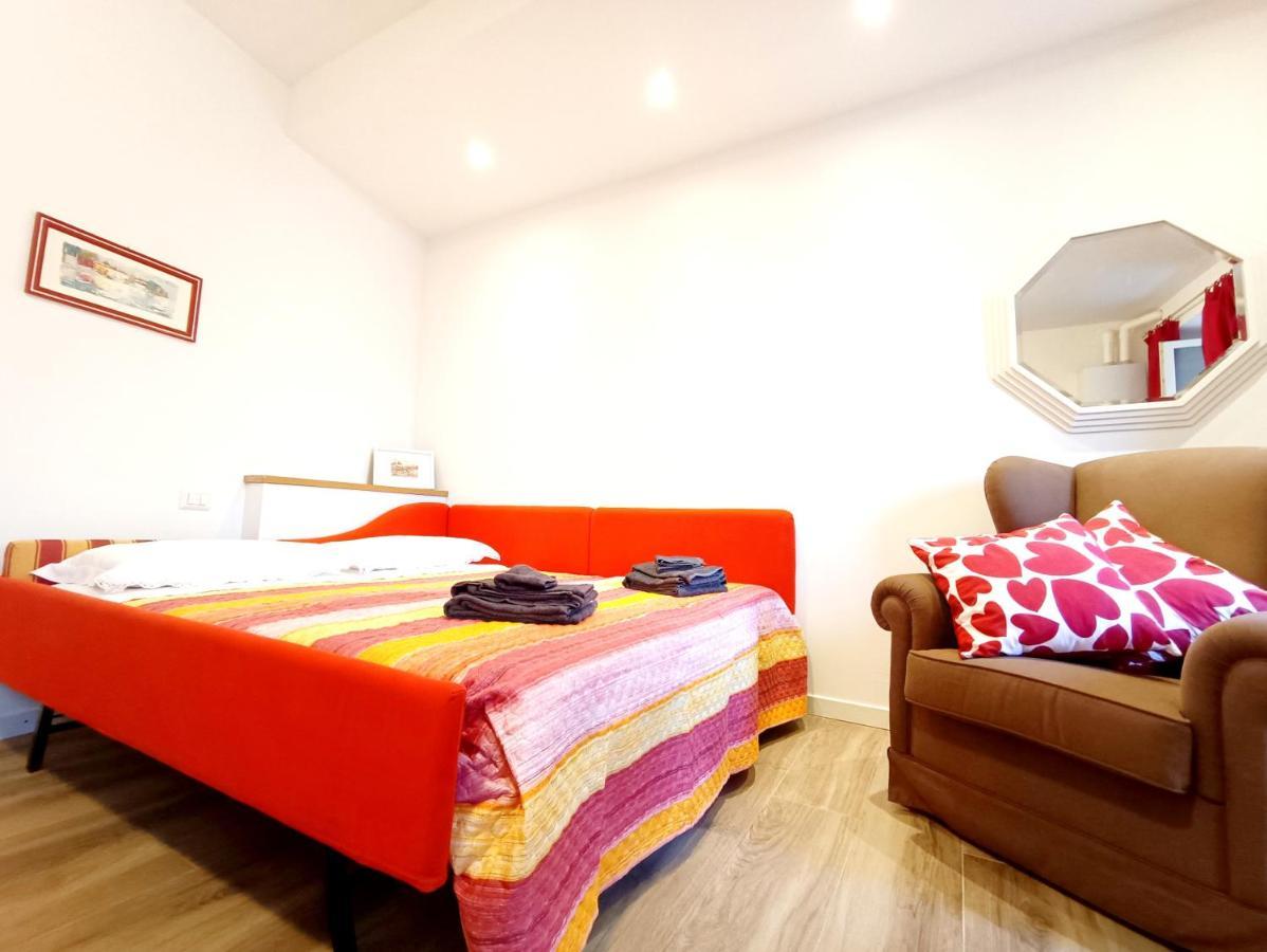 Appartement La Casa Del Barcaiolo à Malgrate Extérieur photo